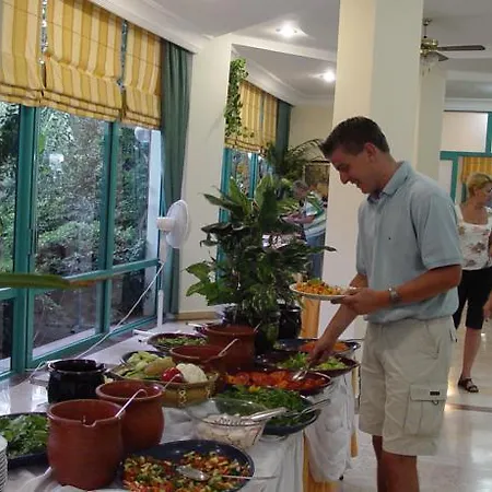 Tropical Hotel 4*